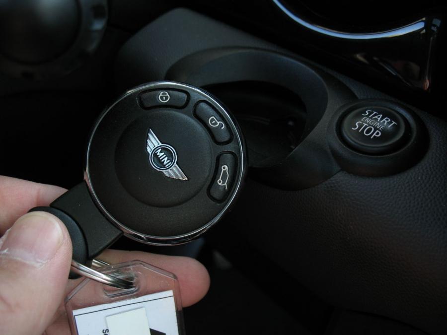  Mini Cooper Clubman 2008 года  (фото 14 из 53)